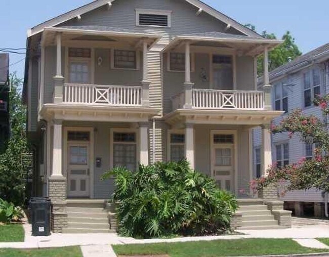 Photo - STRAIGHT 2216-2218 Broadway St. Unidad 2