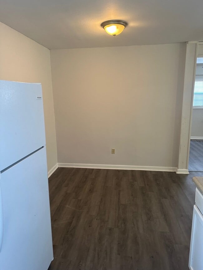 Photo - 3622 S Lakewood Dr