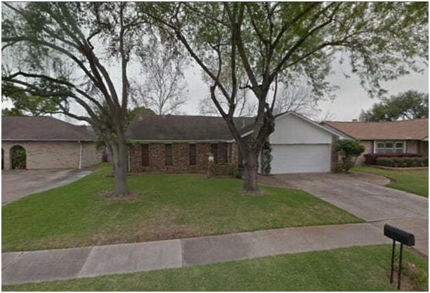 Building Photo - 5222 Valleyview Dr