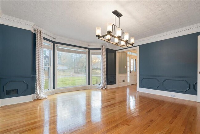 Photo - 5363 Amhurst Dr