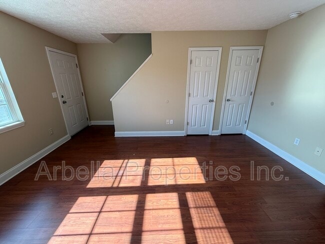 Photo - 133 Walker St Unit Apt 2