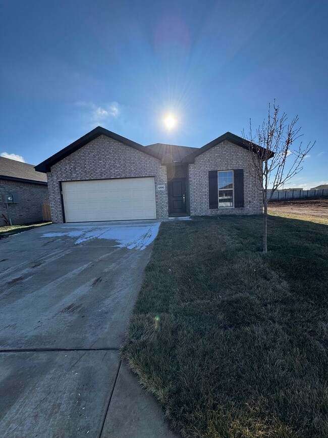 Brand New Construction 4/2/2 Located in Gl... - Brand New Construction 4/2/2 Located in Gl... Casa