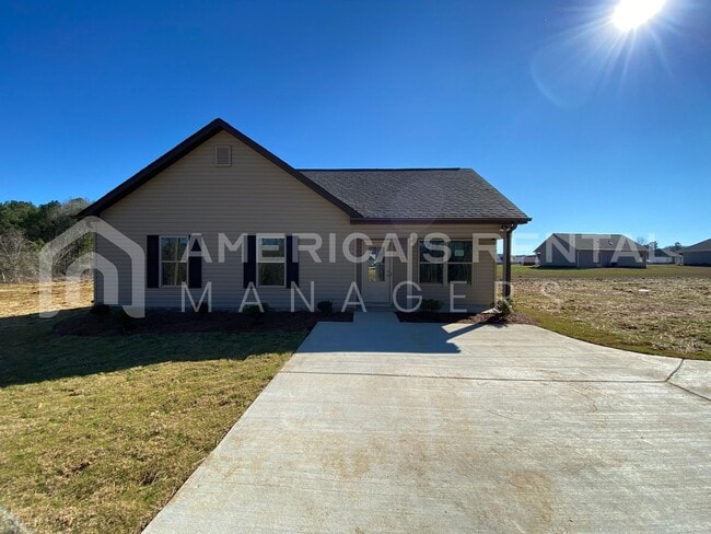 Photo - Home for Rent in Talladega, AL! View with 48 Hours Notice!