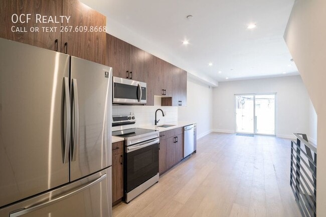 Photo - 2147 N Franklin St Unit A