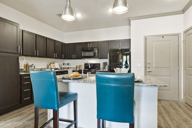 Photo - Spyglass Of Ennis