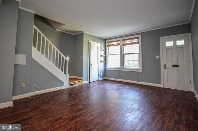 Photo - 1201 S Barton St