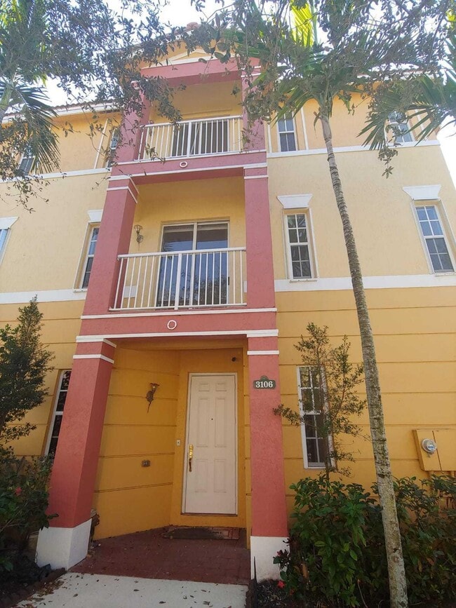 Photo - 3106 Shoma Dr