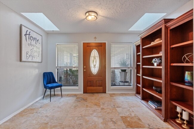 Photo - 421 St Andrews St