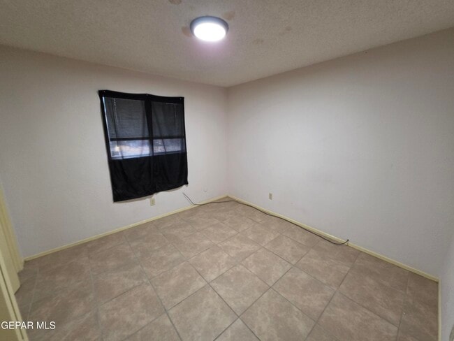 Photo - 217 Palmary Dr