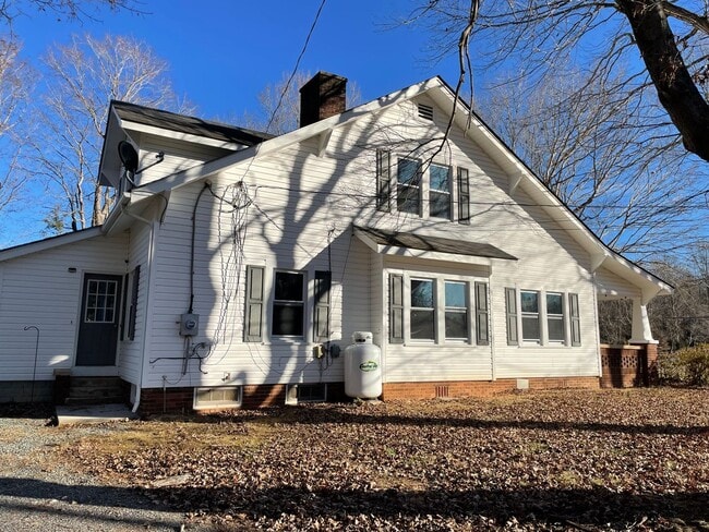 Photo - 4-5 bedroom home in Franklinville