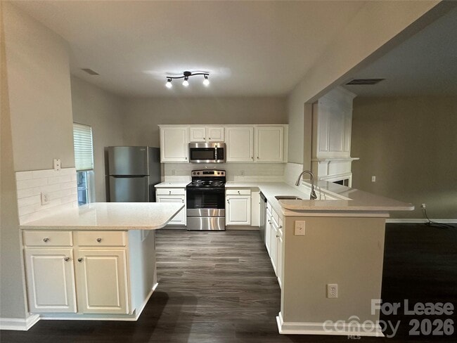 Photo - 6613 Rothchild Dr