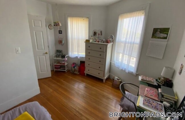 Photo - 26 Union St Unit 1