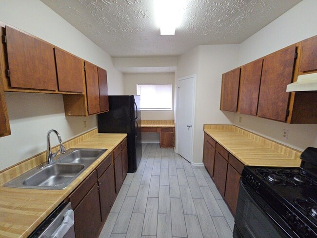 Photo - 3930 Mohlerbruk Dr