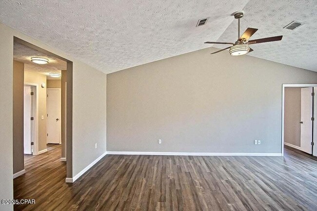 124 Abigail Ln
