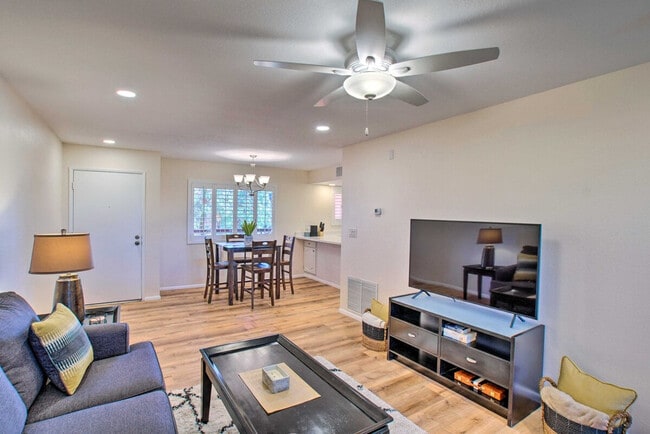 Photo - 4303 E Cactus Rd Unit SI ID1386154P