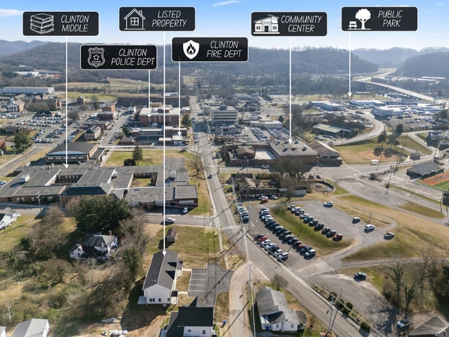 Photo - 313 W Broad St