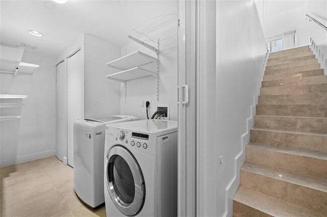 Photo - 2950 NE 188th St Unit 510