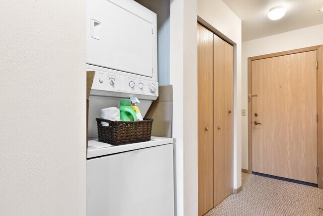Second Street Apartments
