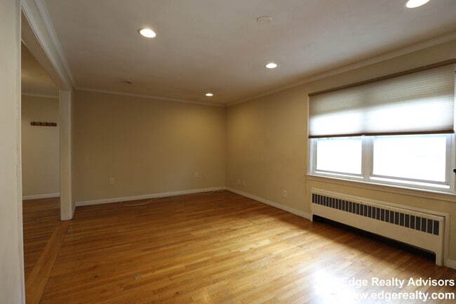 Photo - 20 Cummings Rd Unit 2