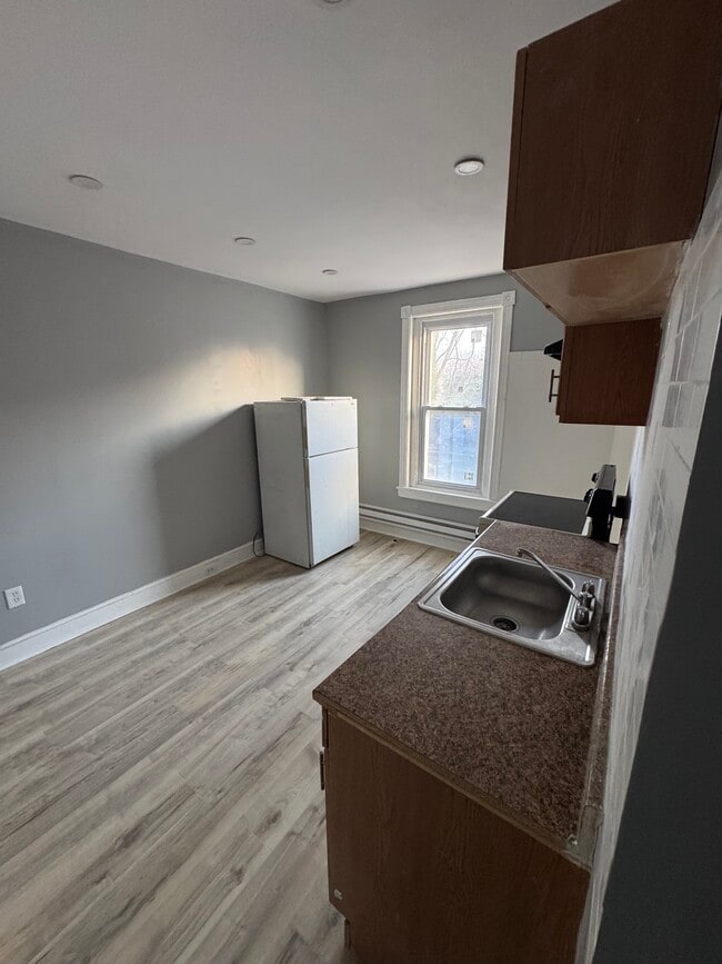 Photo - 129 S 5th St Unit 1 Bed 1 Bath Rear