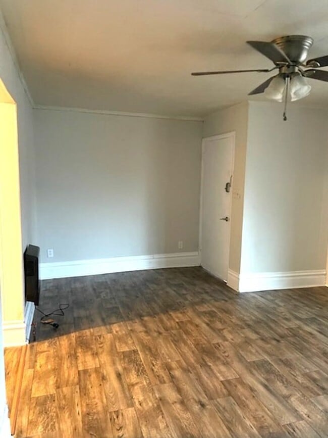 Photo - 1030 11th Ave Unidad 1