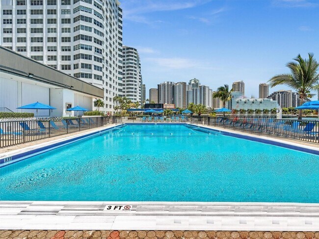 Photo - 825 Brickell Bay Dr Unidad 350