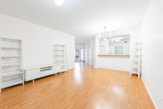 living room - 2965 Stockton Ct Unit 2965