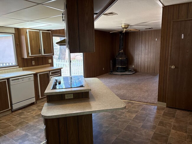 Photo - 6218 Leicester Dr