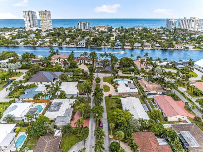 Building Photo - 2750 SE 3rd St