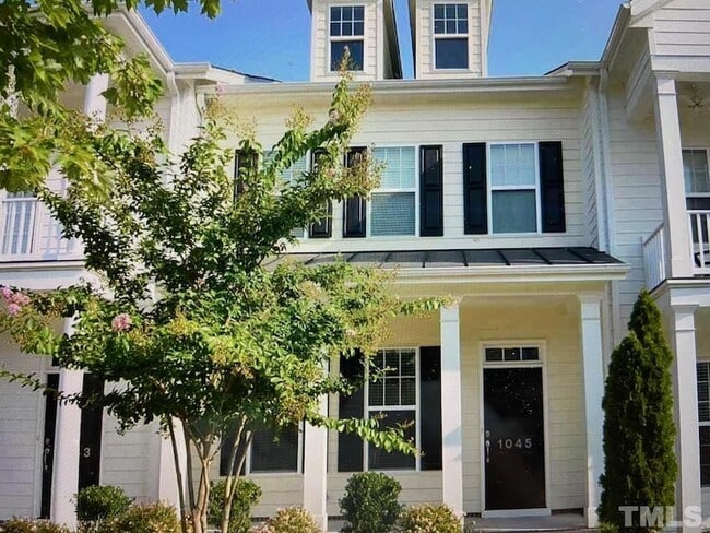 Building Photo - 1045 Philpott Dr