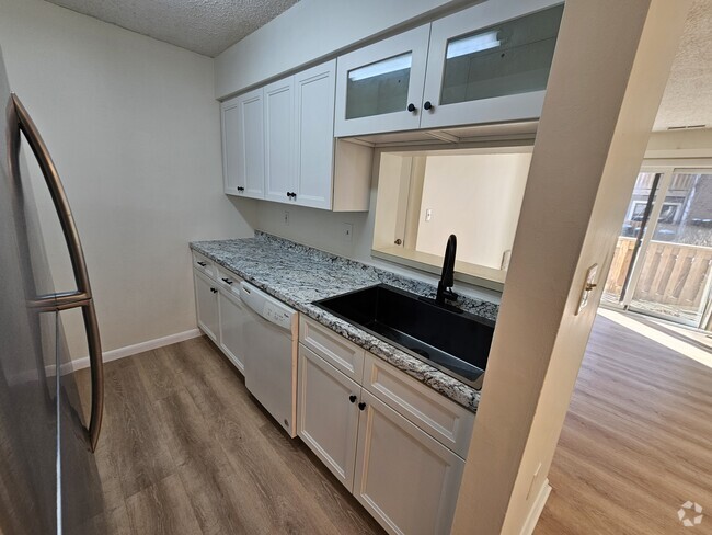 Building Photo - 1108 Ravens Crest Dr Unit 1108 Rental