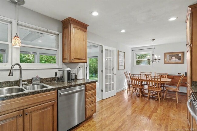 Photo - 112 Holly Rd