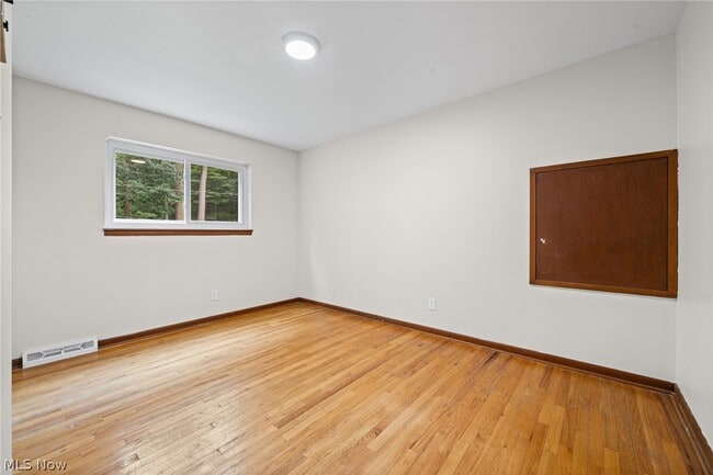 Building Photo - 14741 Indian Creek Dr