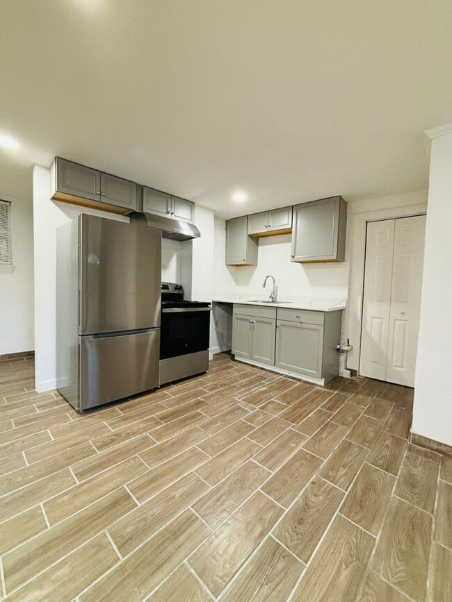 Photo - 315 E 37th St Unit 315 E 37th St -  C
