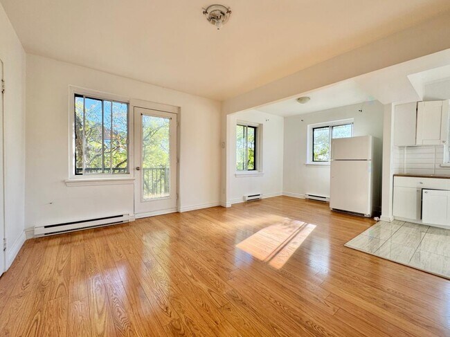 Photo - 349 Bd Graham