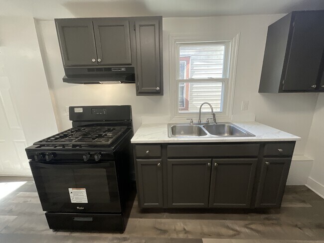 Photo - 430 Swatara St