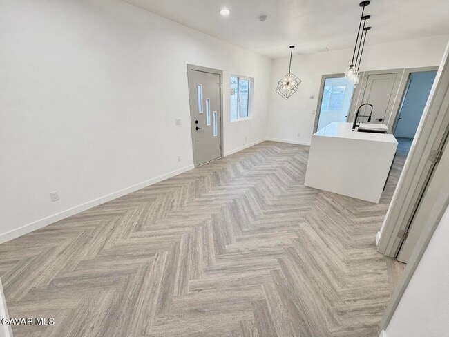 Photo - 2643 Summerchase Ave