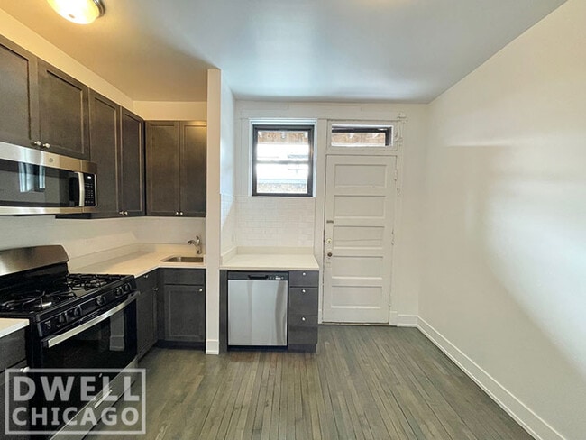 Photo - 2640 N Milwaukee Ave Unit 2
