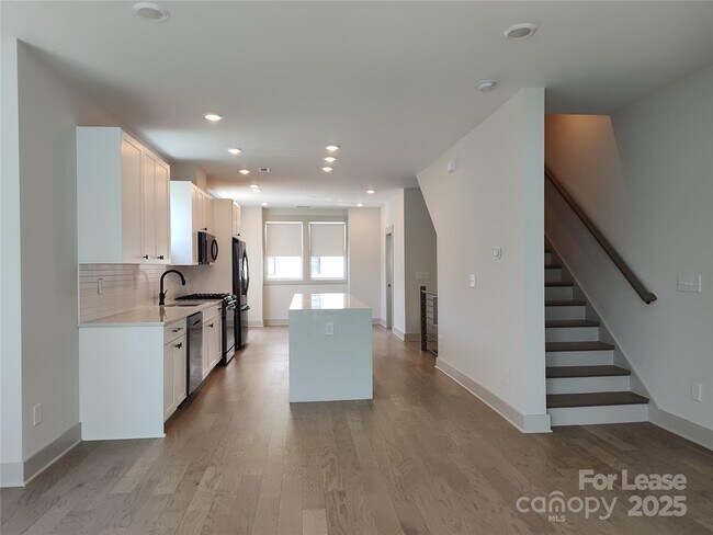 Photo - 1037 Wesley Terrace Ave