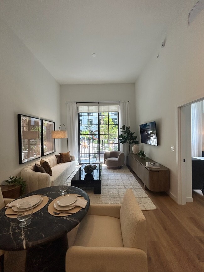 Photo - 1625 NE 124th St