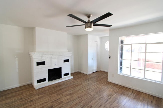 Photo - 4212 N 19th St Unit Apt A