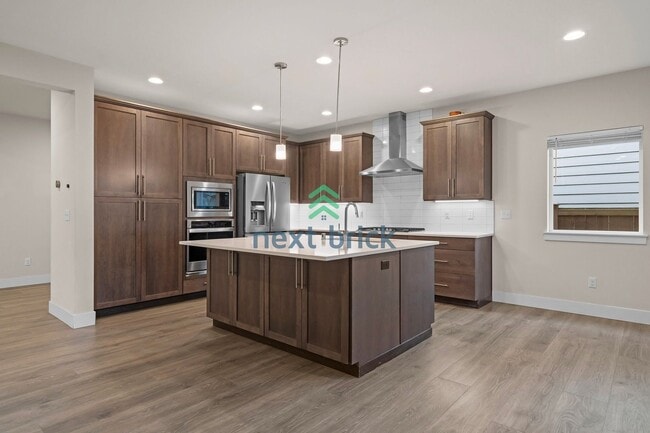 Photo - 5 BED & 2.5 BATH SINGLE FAMILY HOUSE FOR RENT