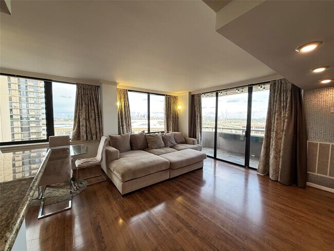 Photo - 3525 Sage Rd Condo Unit 1204