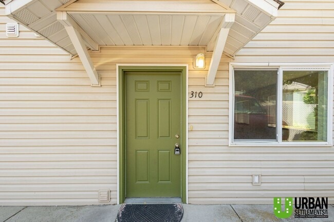 Photo - Great 4bd/2bth, nice location