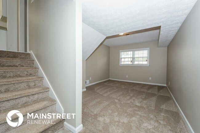 Photo - 430 Amity Ct House