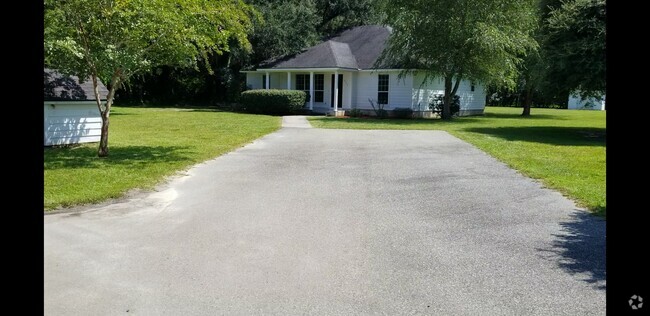 Building Photo - 4242 Lightsey Rd Rental