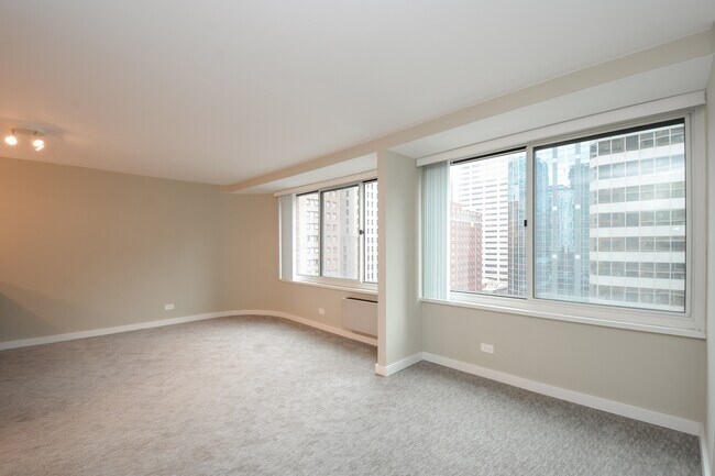 Photo - 211 E Ohio St Unit 1406