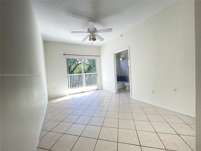 Building Photo - 2734 Bird Ave Unit 205 Rental