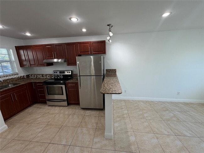 Photo - 5621 SW 36th St Unit 105