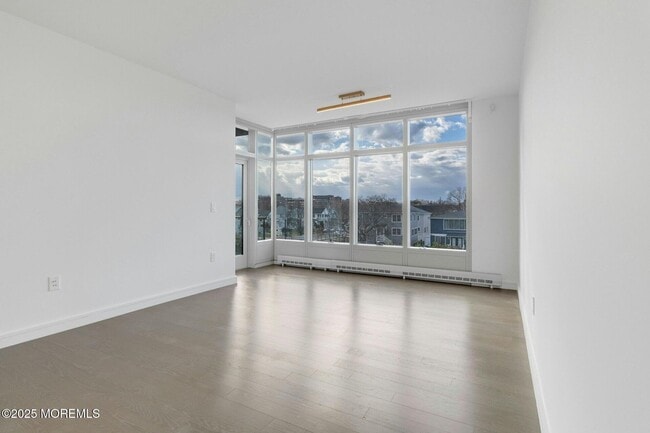 Photo - 15 Morris Ave Unidad 221